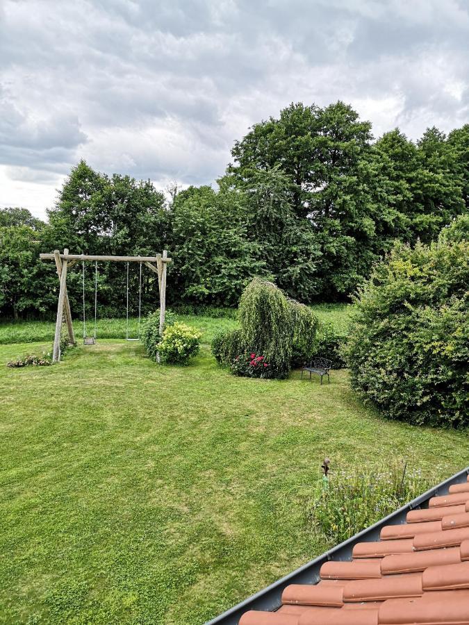 Landleben Eichenhof Aparthotel Himbergen Eksteriør bilde